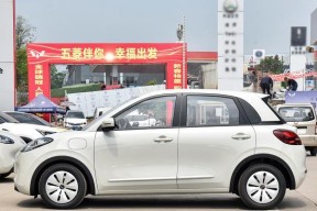 小汽车和大型汽车有何区别？