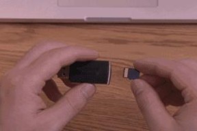电脑拔读卡器线的正确方法是什么？需要注意什么？