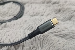 拉饵盘充电器使用指南是什么？