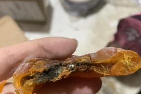 拿柿子怎么砸手机壳的？这样做安全吗？