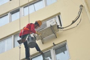 热水器防漏内衬的安装步骤是什么？