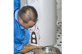 自己动手清洗热水器，做好日常维护保养（简单操作）