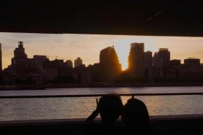 苹果手机如何修出夕阳效果？修图过程中有哪些技巧？