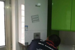 解决壁挂炉燃烧问题的有效方法（从操作规范、燃料选择到维护保养）