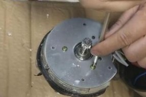 破壁机投料盖错位怎么处理（破壁机投料盖错位问题分析及解决方法）