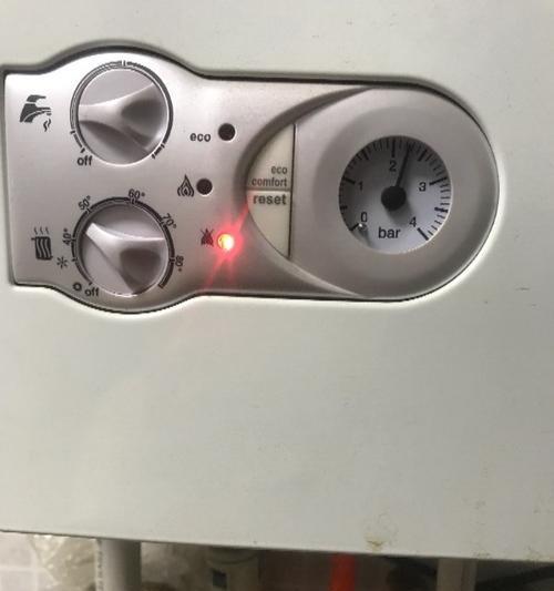 壁挂炉冷凝器维修指南（教你轻松解决壁挂炉冷凝器的常见问题）  第1张