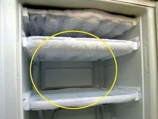冰箱发出响声的原因及解决方法（为什么冰箱会发出响声）  第1张