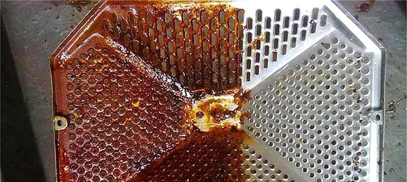油烟机油槽清洗方法（有效清洁油烟机油槽的简易步骤）  第1张