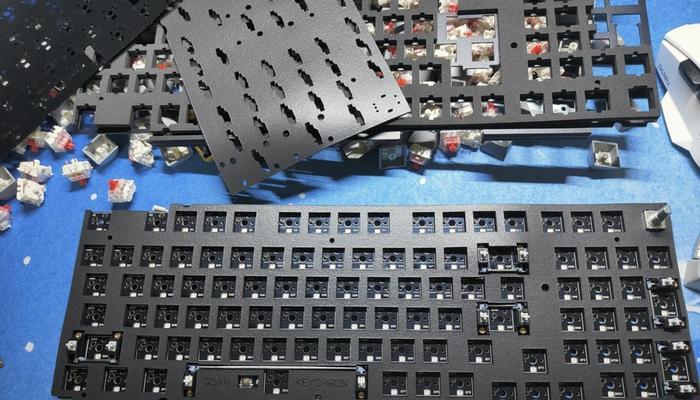 很硬的键盘使用的是哪种轴体？这种轴体的特点是什么？  第3张